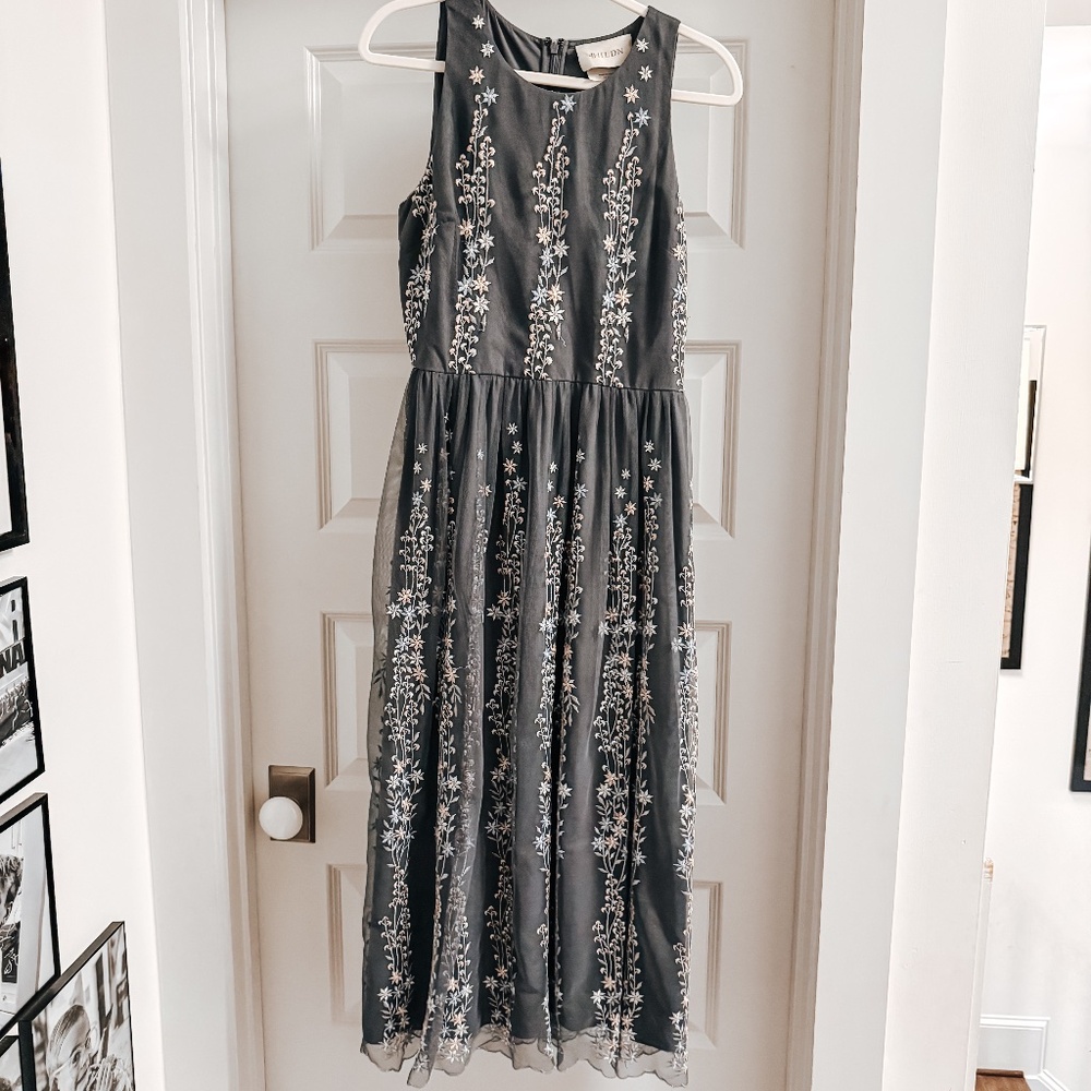 BHLDN Midi Dress with delicate floral embroidery on gray textile, size 10